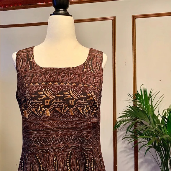 Beautiful Maxi dress with braces in the back - Picture 3 of 5